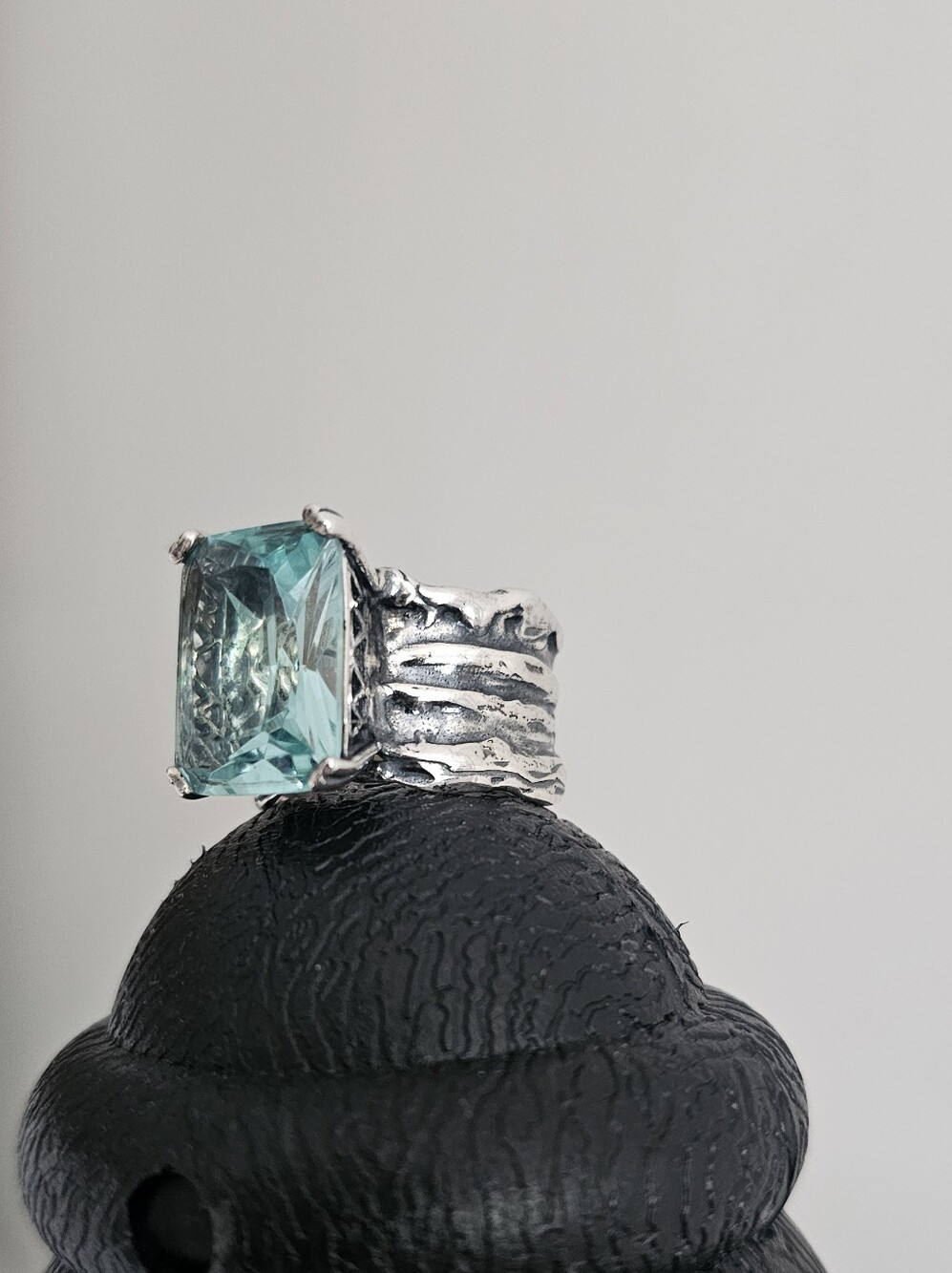 Silpada Retired Sterling Silver Aqua Blue Statement Ring Size 7